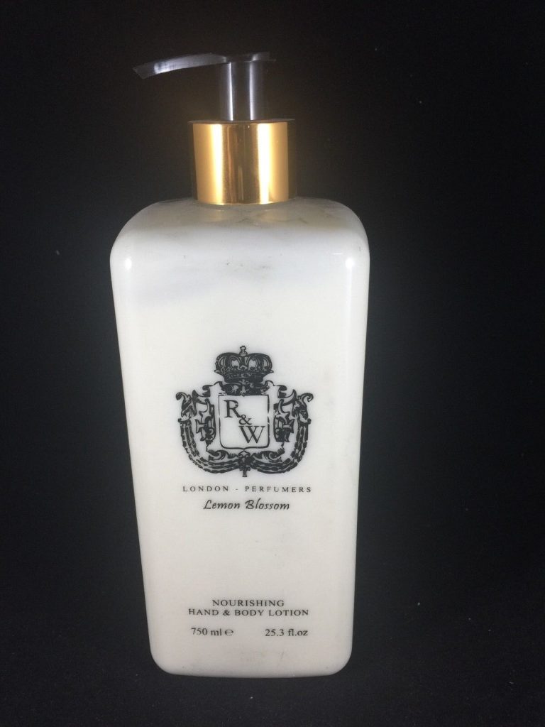 RUSSELL AND WINDSOR NOURISHING HAND AND BODY LOTION LEMON BLOSSOM 750ML