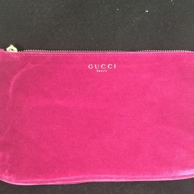 1000% GENUINE GUCCI "BEAUTY" WASH/ TOILETRIES/ MAKE UP/ BAG/ POUCH..NEW & UNUSED