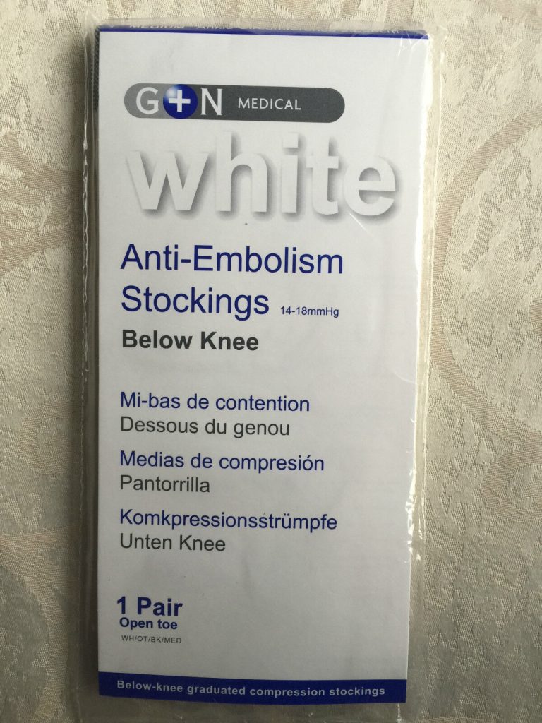 WHITE ANTI-EMBOLISM DVT STOCKING-IDEAL LONG HAUL FLIGHT SOCK-SMALL-