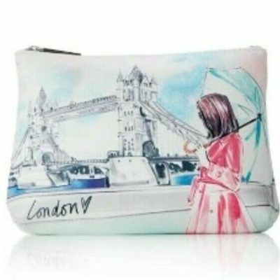 Elemis Megan Morrison "Travel Write Draw" London Pattern Lined Make Up Bag