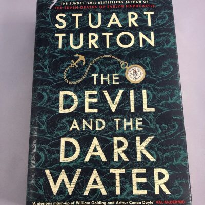 The Devil and the Dark Water Stuart Turton