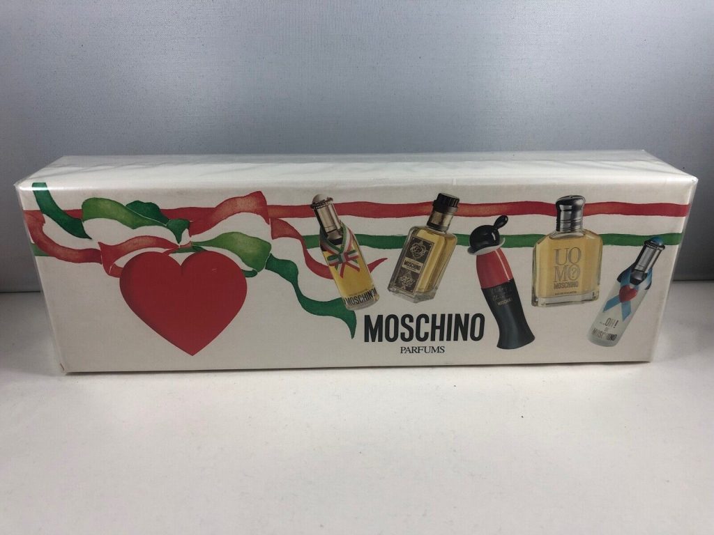 MOSCHINO GIFT 5 PIECE SET VERY RARE ITEM