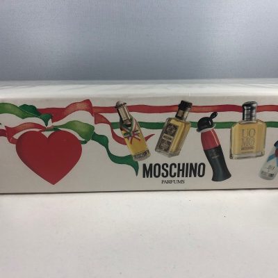 MOSCHINO GIFT 5 PIECE SET VERY RARE ITEM