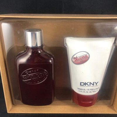 DKNY RED DELICIOUS MENS GIFT SET100ML EDC PLUS 100ML SHOWER GEL