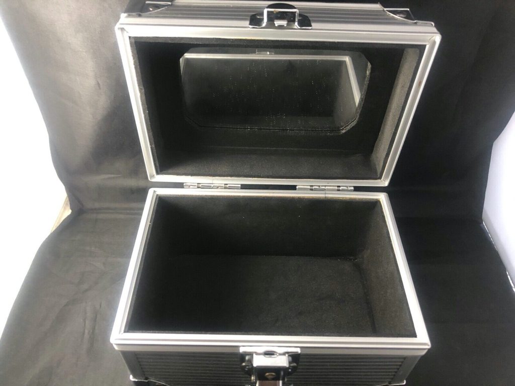 SEPHORA PROFESSIONAL HARD COSMETIC CASE