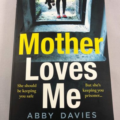 Mother Loves Me: A gripping new 2020 debut psychological crim New Paperback Book