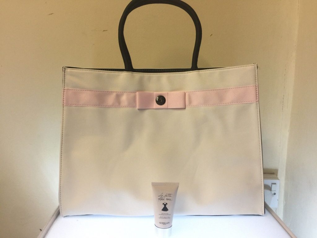 GUERLAIN LADIES SHOPPER BAG White With Pink Bow - WITH 30ML BODY MILK